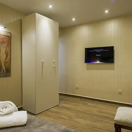 Rent Isidro Segovia 아파트 *